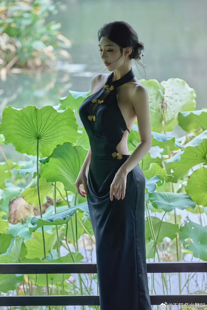 小武 封面